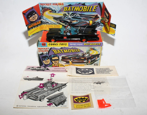 Corgi 267 batmobile - corgi, 1st