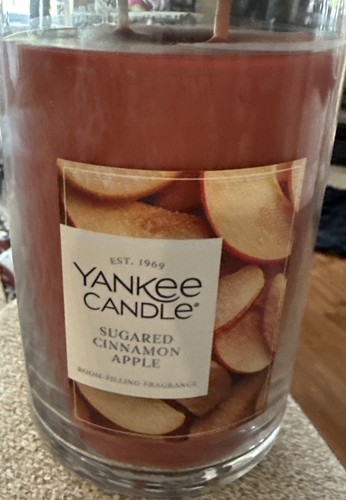 Yankee candle sugared - candle, cinnamon