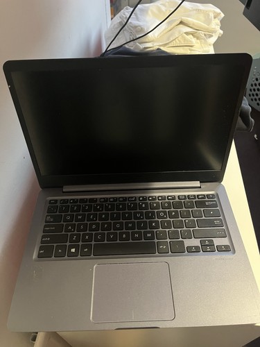 Asus vivobook 14in 1035g1 - 14in, i5-1035g1