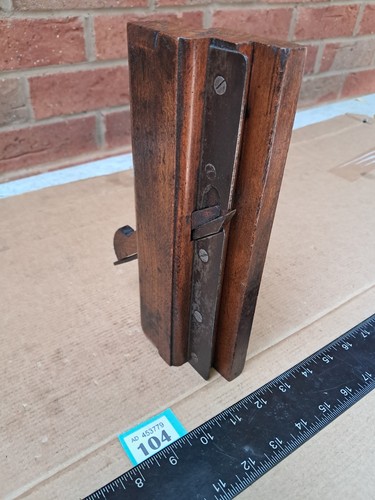 Vintage fixed fence - vintage, fixed‑fence