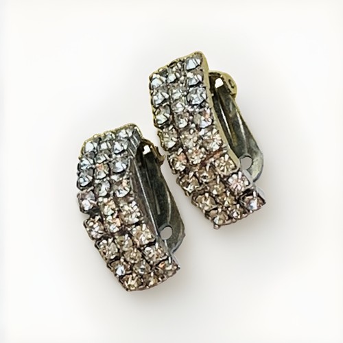 Vintage rhinestone clip - clip, on