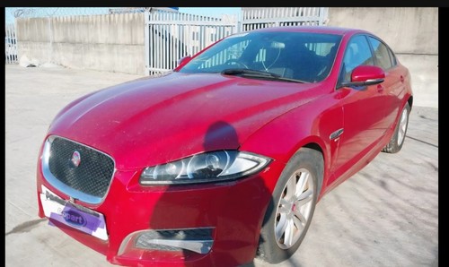Jaguar 2013 2 wheelnut - xf,