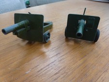 Britains and other 25-pounder