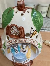 Vintage Derek Fowler  Piggery