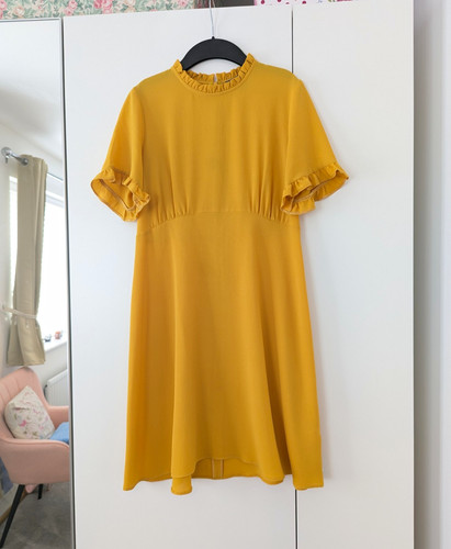 Primark yellow line - primark, a-line