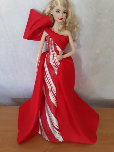 2019 holiday barbie doll - ,