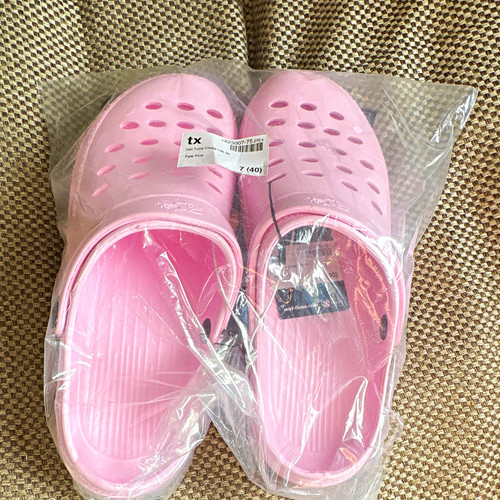 Hot tuna clog slippers - tuna,