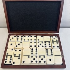  Domino Set full 28 In wooden