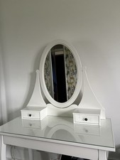 Make Up Table