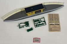 Hornby R590 Railways Trackside