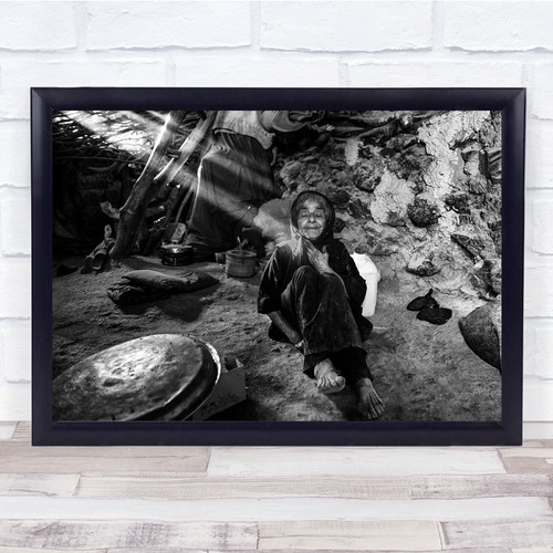 Untitled old woman - old,