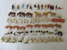 BUNDLE OF 58 TRAIN FIGURES AND