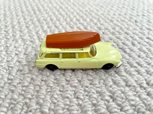 Husky models citroen safari - models,
