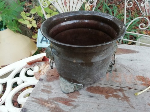 Vintage brass footed - footed, planter