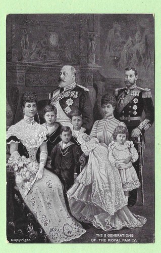 C010 propaganda royalty b - [c010], b/w