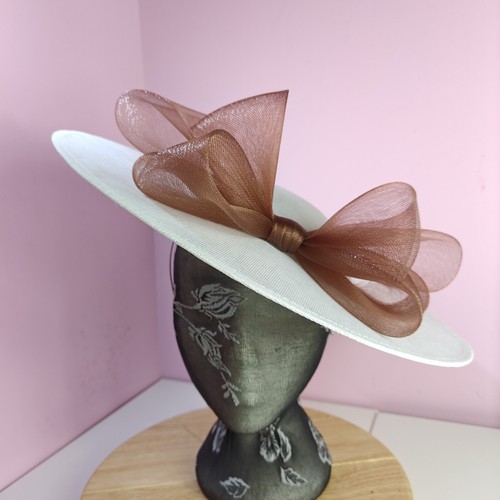 White brown large fascinator - brown,