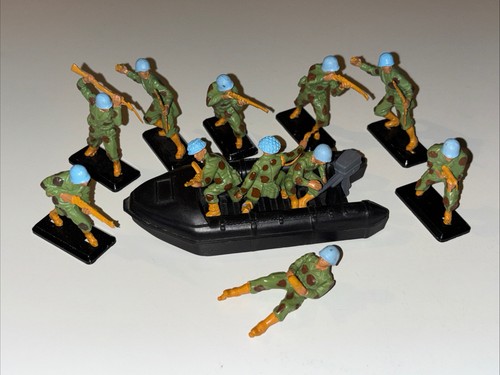 Vintage britains toy soldiers - vintage,