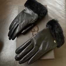 UGG Womens Black Shearling