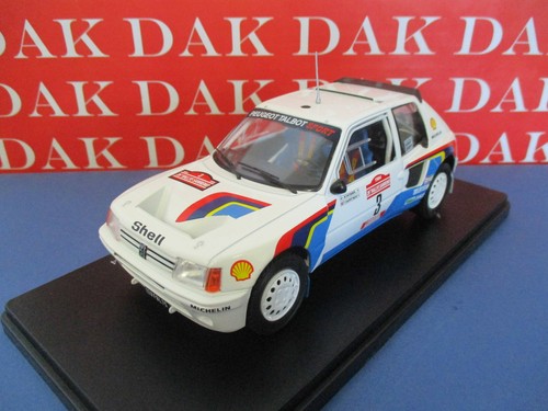 Die cast model car - cast,