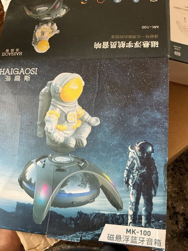 Spinning spaceman speaker - spaceman,