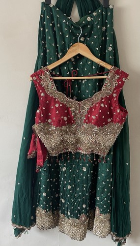 Red green indian - red, pakistan