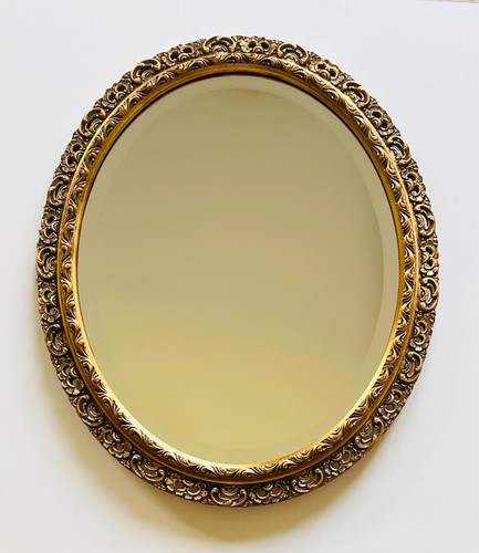 Stunning vintage giltwood oval - stunning,