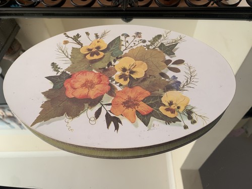 Vintage clover leaf country - clover,