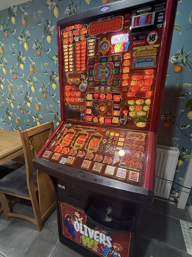 Oliver twist 100 jackpot - oliver's,