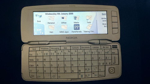 Nokia 9300 communicator - nokia,