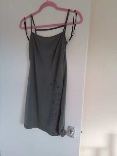 Size strappy dress - size,