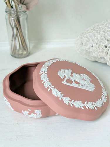 Rare vintage wedgwood - rare,