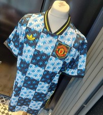 Man Utd Retro Football Shirt