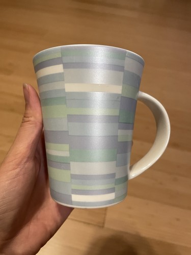 Cup blue stripes curved - cup,