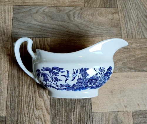 Churchill england blue willow - churchill,