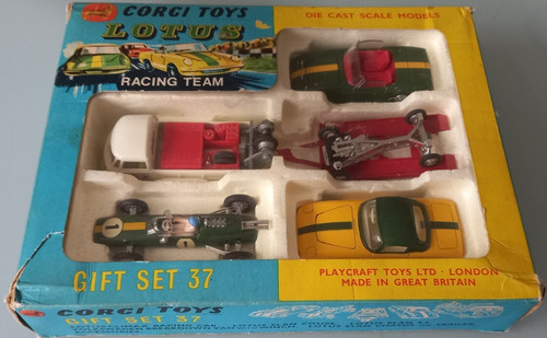 Corgi gift set - 37, racing