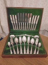 Vintage 58 Pc Silver Plate DU BARRY Pattern CUTLERY CANTEEN - Made in Sheffield