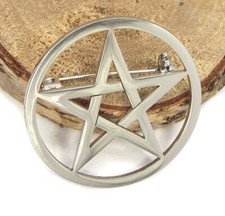 Pentacle (Pentagram) Pagan Occult Badge Brooch  (Various Colours)