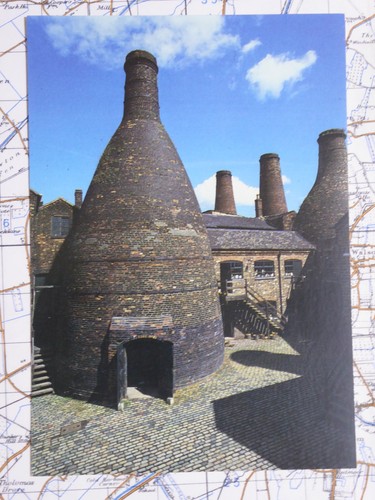 Gladstone pottery bottle - pottery,,