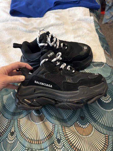 Balenciaga triple black - balenciaga,