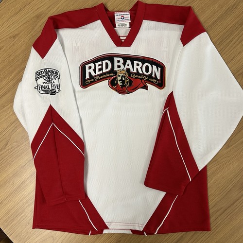 Vtg red baron - red, mom