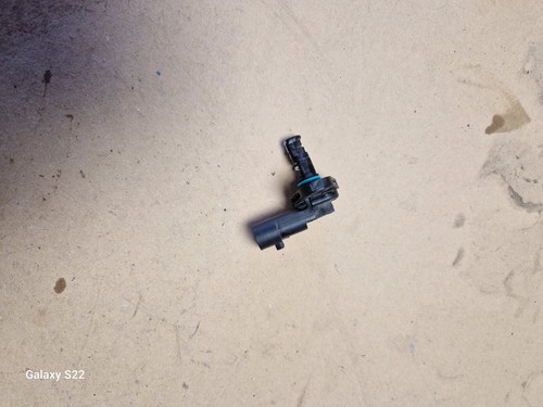Genuine vauxhall astra 2011 - genuine,