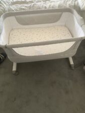 new born baby sleeping bed