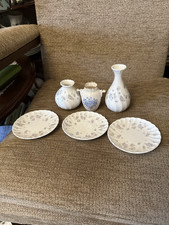 Wedgwood “Cascade” Joblot Inc 2vaces 3 Trinket Plates And 1 Similar Vace