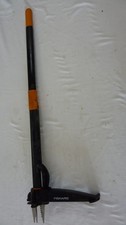 Fiskars Weed Puller / Extractor Garden Hand Tool - Lawn / Gardening / Grass