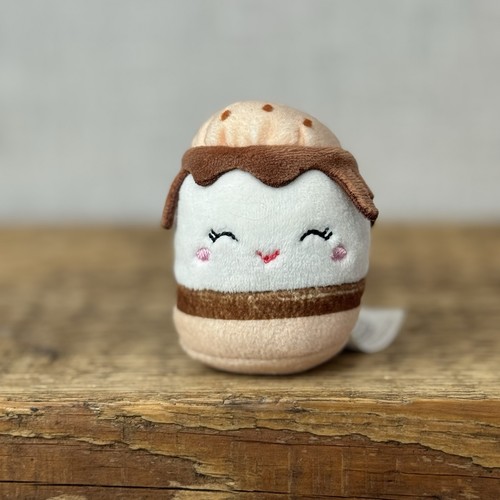 Squishmallow squishville - squishville,