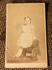 Victorian CDV Photo Young Girl, Full-length NAMED - Williams, Crouch End