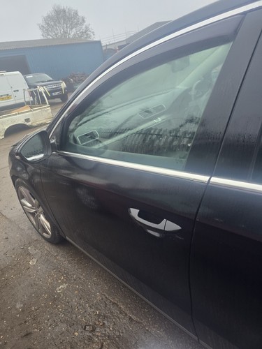 Passat saloon front - b7,