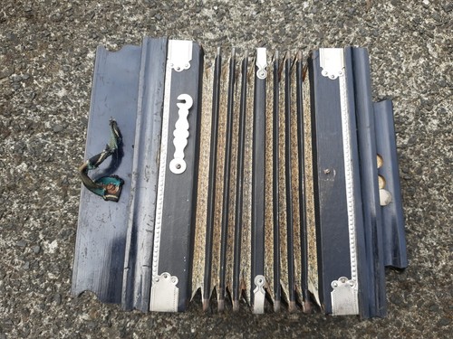 Vintage german button melodeon - button,