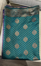 Elegant Saree Sari Green Patterned with Blue Unstitched Blouse Piece Blue Pallav