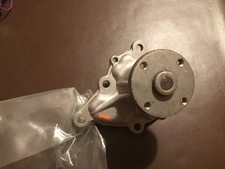 DATSUN / NISSAN CHERRY  SUNNY  VIOLET  WATER PUMP. NOS. UNIPART 1050.